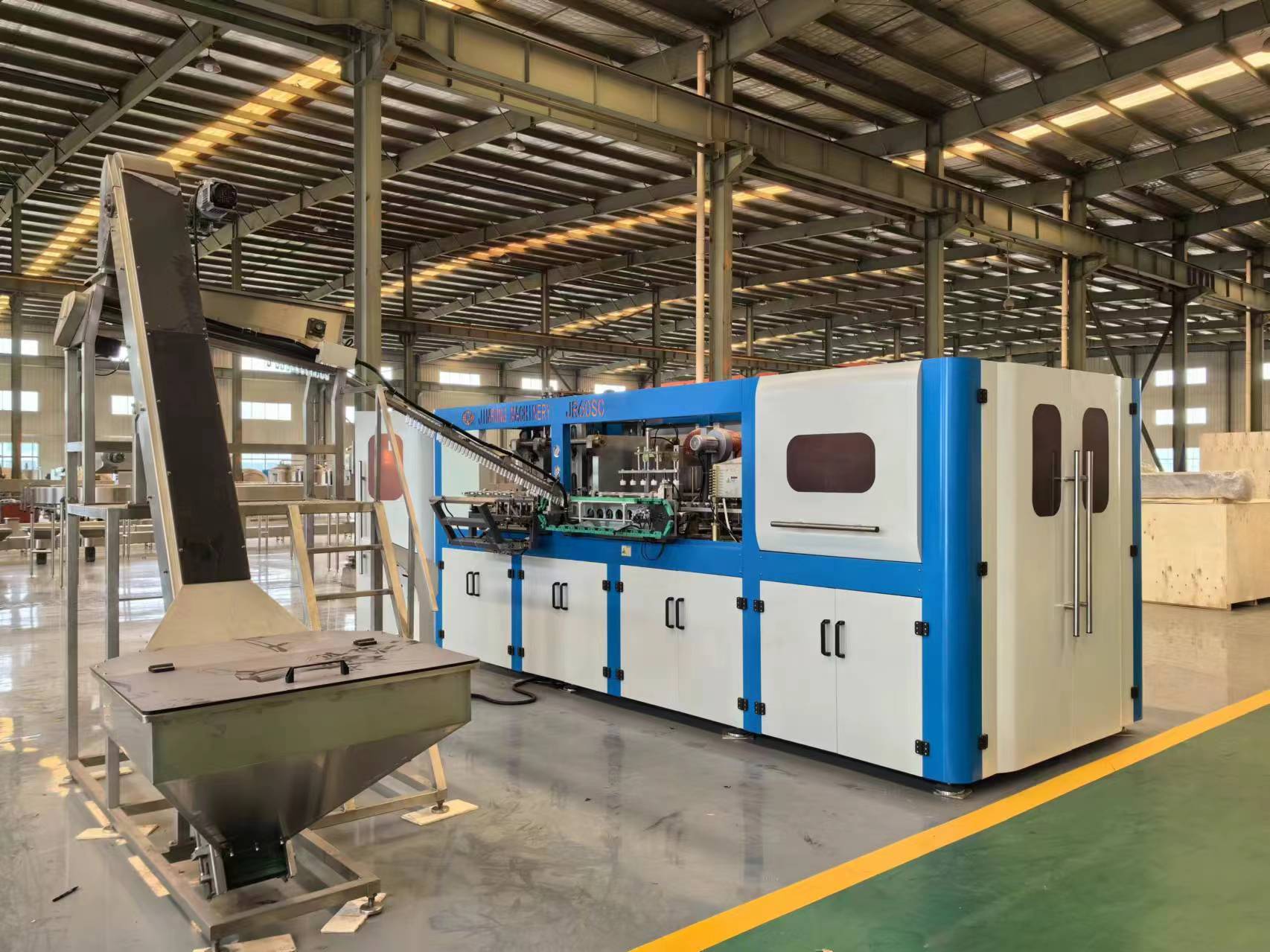 24頭熱灌裝飲料生產線 24頭熱灌裝飲料生產線